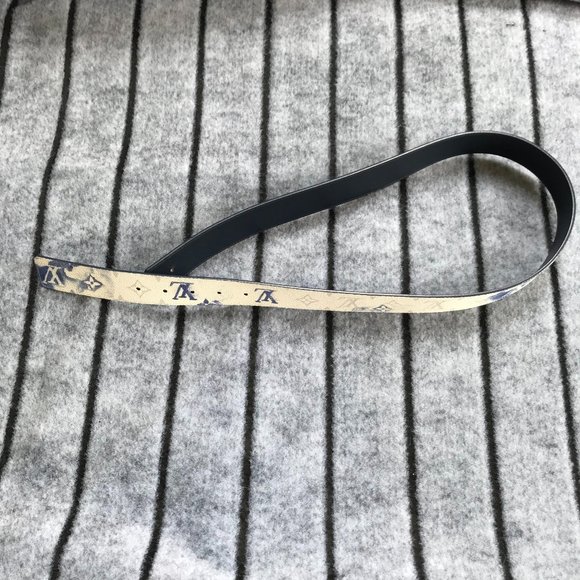 Louis Women white leather belts